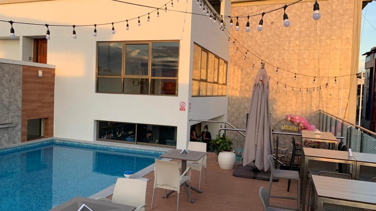 Victoria Regia Hotel Икитос Экстерьер фото