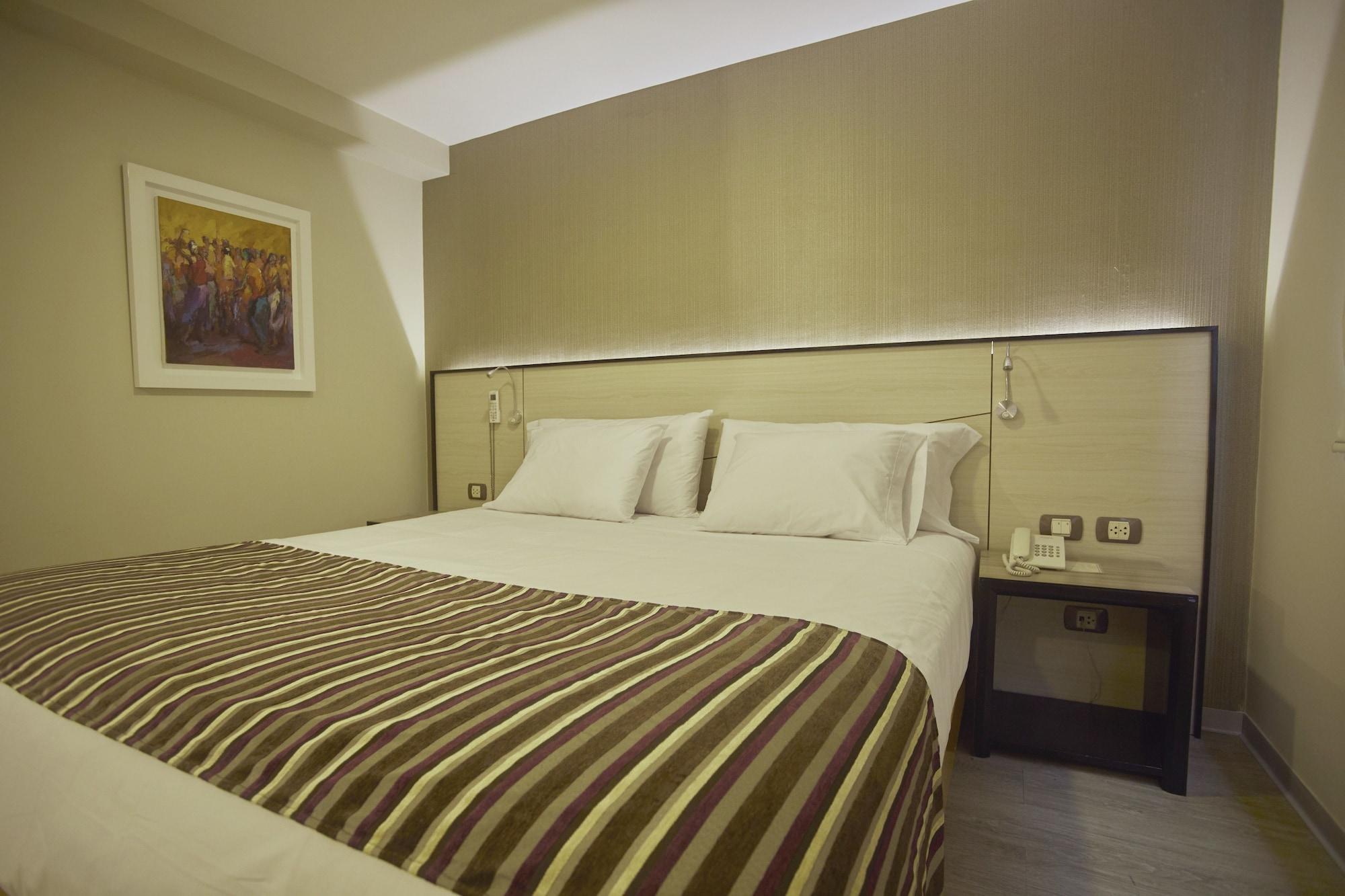 Victoria Regia Hotel Икитос Экстерьер фото