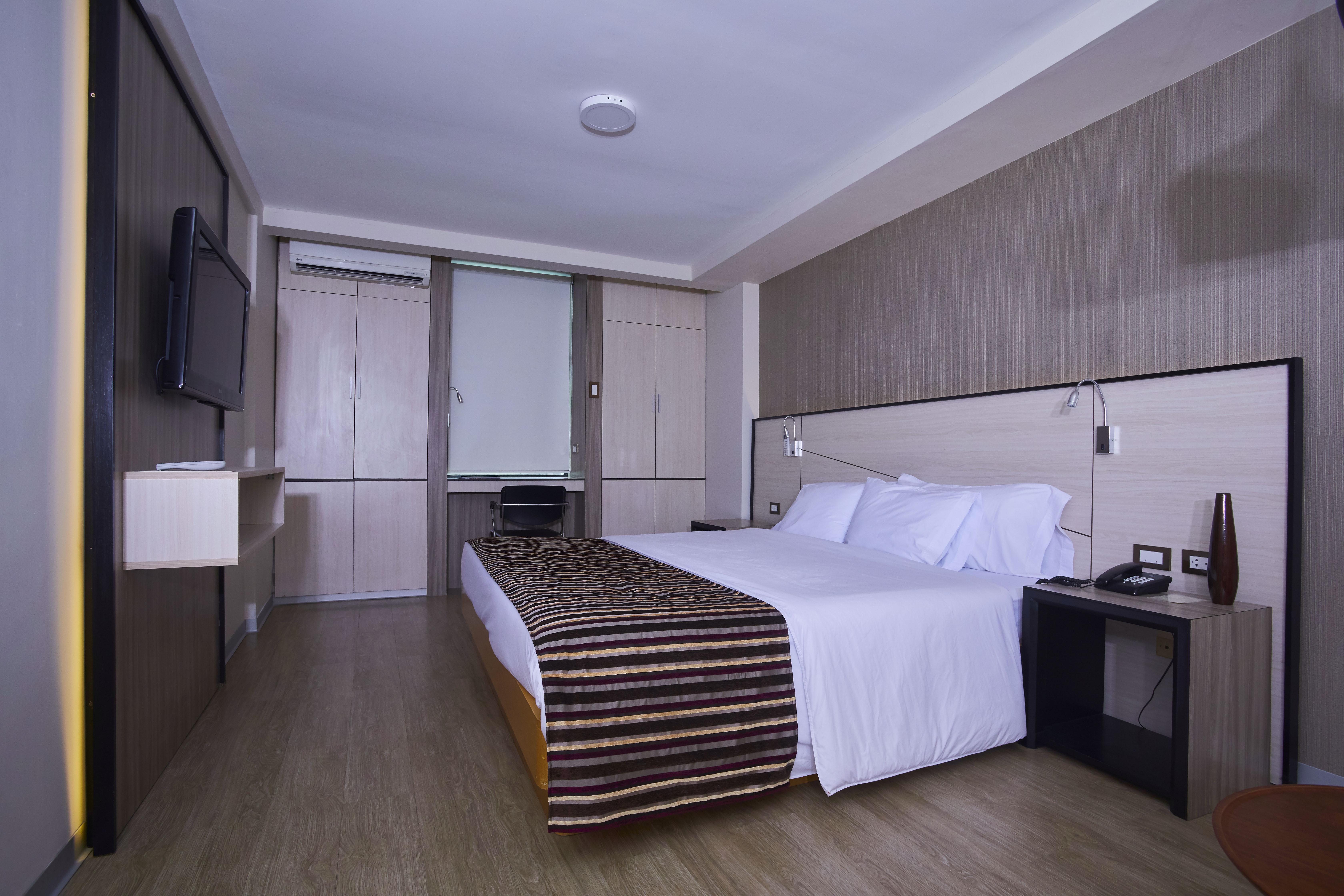 Victoria Regia Hotel Икитос Экстерьер фото
